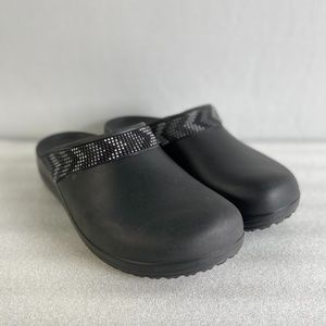 CROCS Women's Black Sloane Diamante Clogs